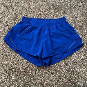 Lululemon Hotty Hot 2.5” Shorts